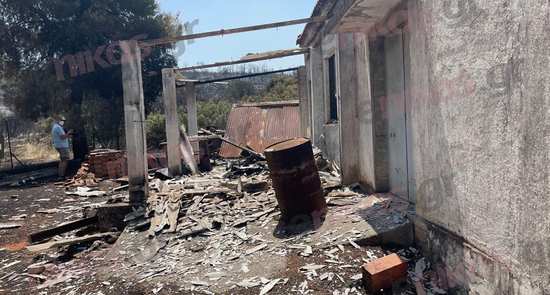 Φωτιά στην Μάνδρα