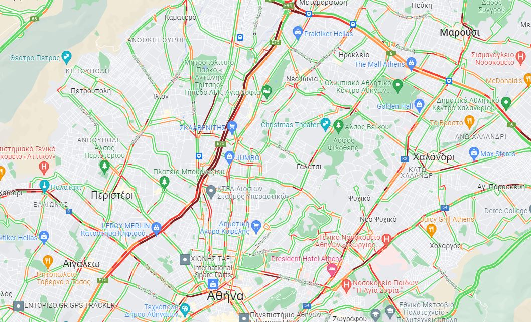 Κίνηση: Μποτιλιάρισμα στις εξόδους από Αθήνα – Στο «κόκκινο» η Αττική Οδός