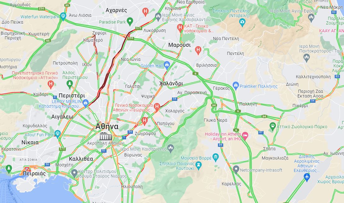 Κίνηση για… γερά νεύρα στον Κηφισό – Ακινητοποιήθηκε φορτηγό στο ρεύμα προς Πειραιά