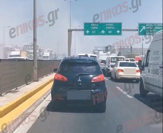 Χάος στον Κηφισό: Φορτηγό έπιασε φωτιά – ΒΙΝΤΕΟ αναγνώστη