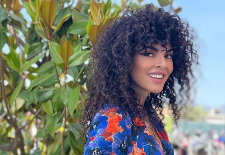 Μαρία Σολωμού: Ο χορός στη Σαντορίνη με τραγούδι του Mente Fuerte