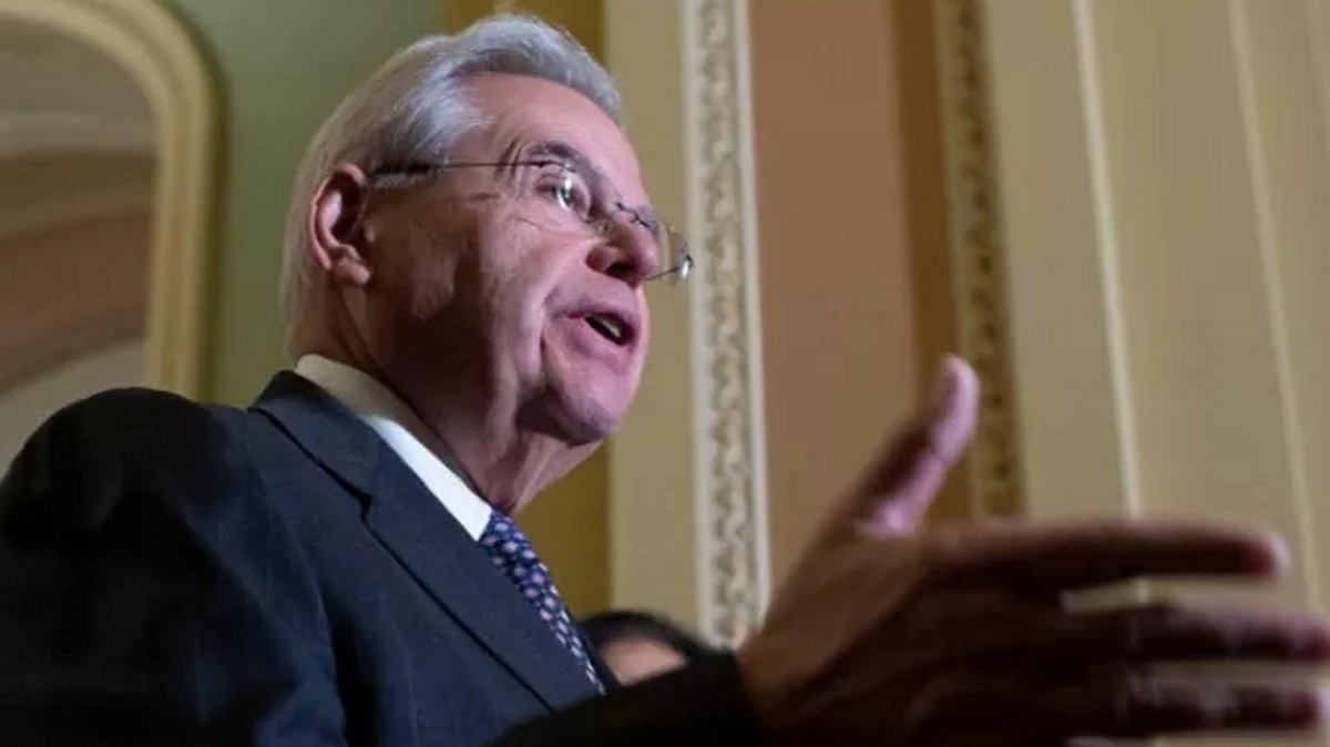 Ο Μενέντεζ δήλωσε πως συζητά με την κυβέρνηση των ΗΠΑ για την πώληση των F-16 στην Τουρκία