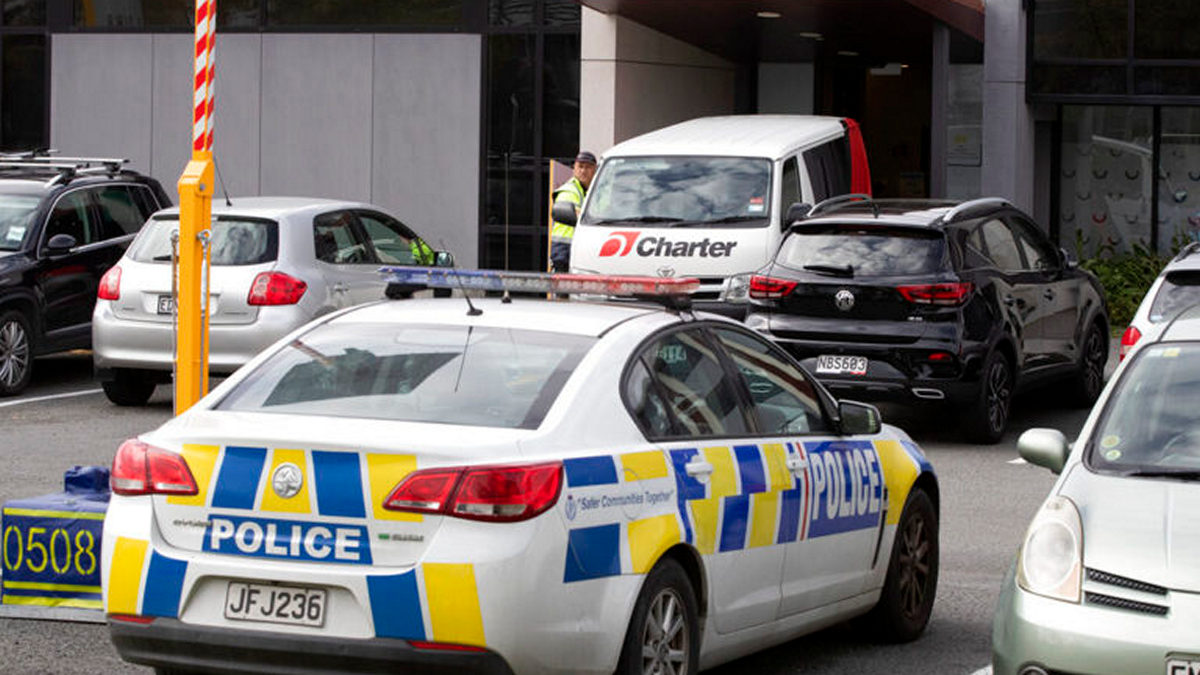 Νέα Ζηλανδία: Ένοπλος άνοιξε πυρ στην Όκλαντ – Τρεις νεκροί, ανάμεσά τους ο δράστης