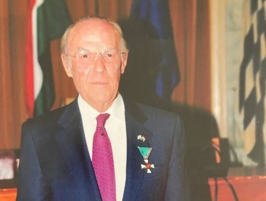 Νίκος Δούρος