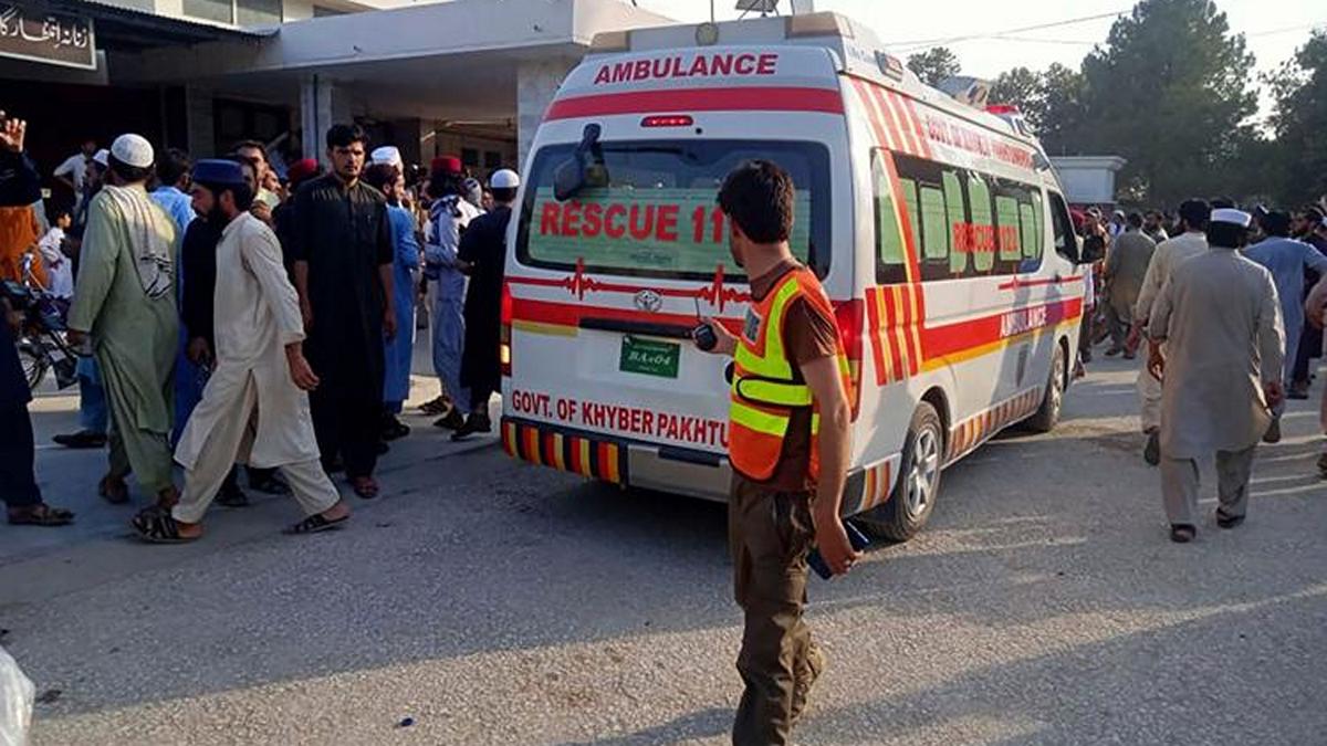 Μακελειό στο Πακιστάν: Τουλάχιστον 44 νεκροί και 130 τραυματίες έπειτα από βομβιστική επίθεση
