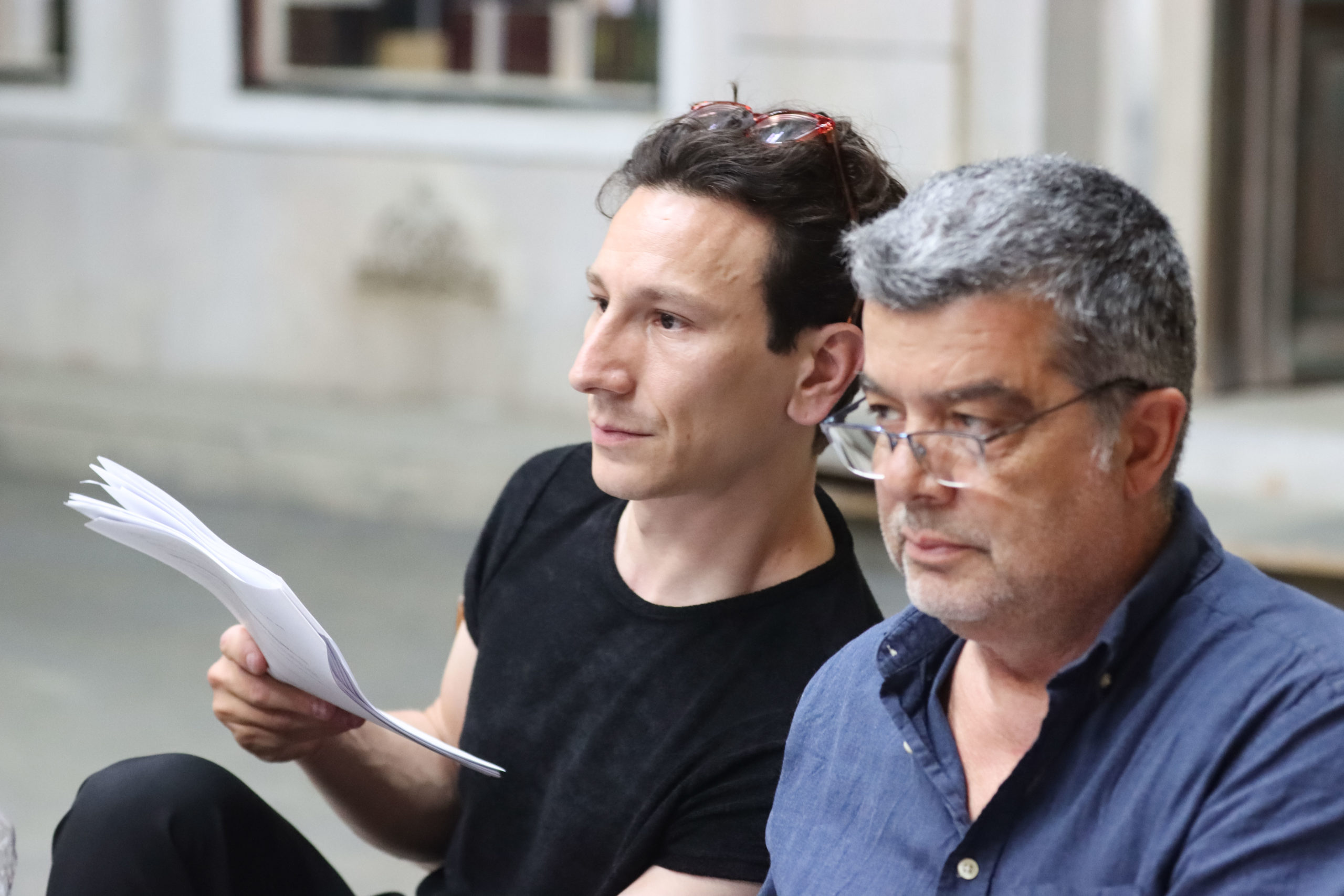 νέα δραματική σειρά του ΣΚΑΪ, «Οι Πανθέοι». 