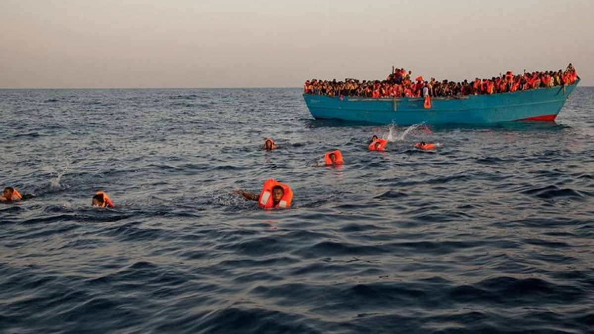 Τουλάχιστον έξι νεκροί μετανάστες σε ναυάγιο πλεούμενου ανοικτά του Μαρόκου – Διασώθηκαν 48 άτομα
