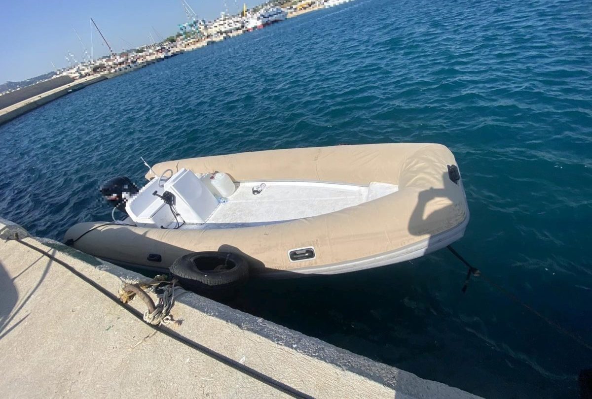 Ρόδος: Επεισοδιακή καταδίωξη ταχύπλοου που μετέφερε 14 μετανάστες – Συνελήφθη ο χειριστής του σκάφους – ΦΩΤΟ