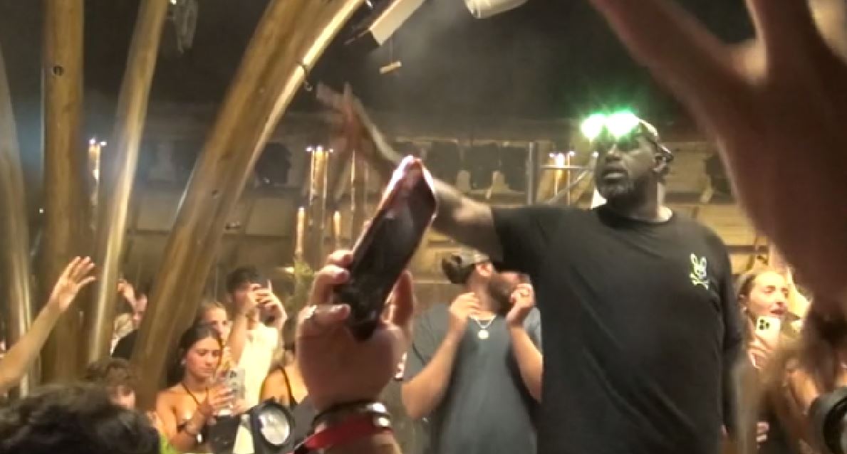 shaq mykonos