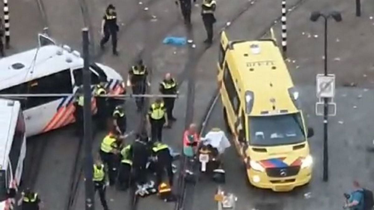 Ολλανδία: Πυροβολισμοί σε καρναβαλικό φεστιβάλ στο Ρότερνταμ – Τρεις τραυματίες