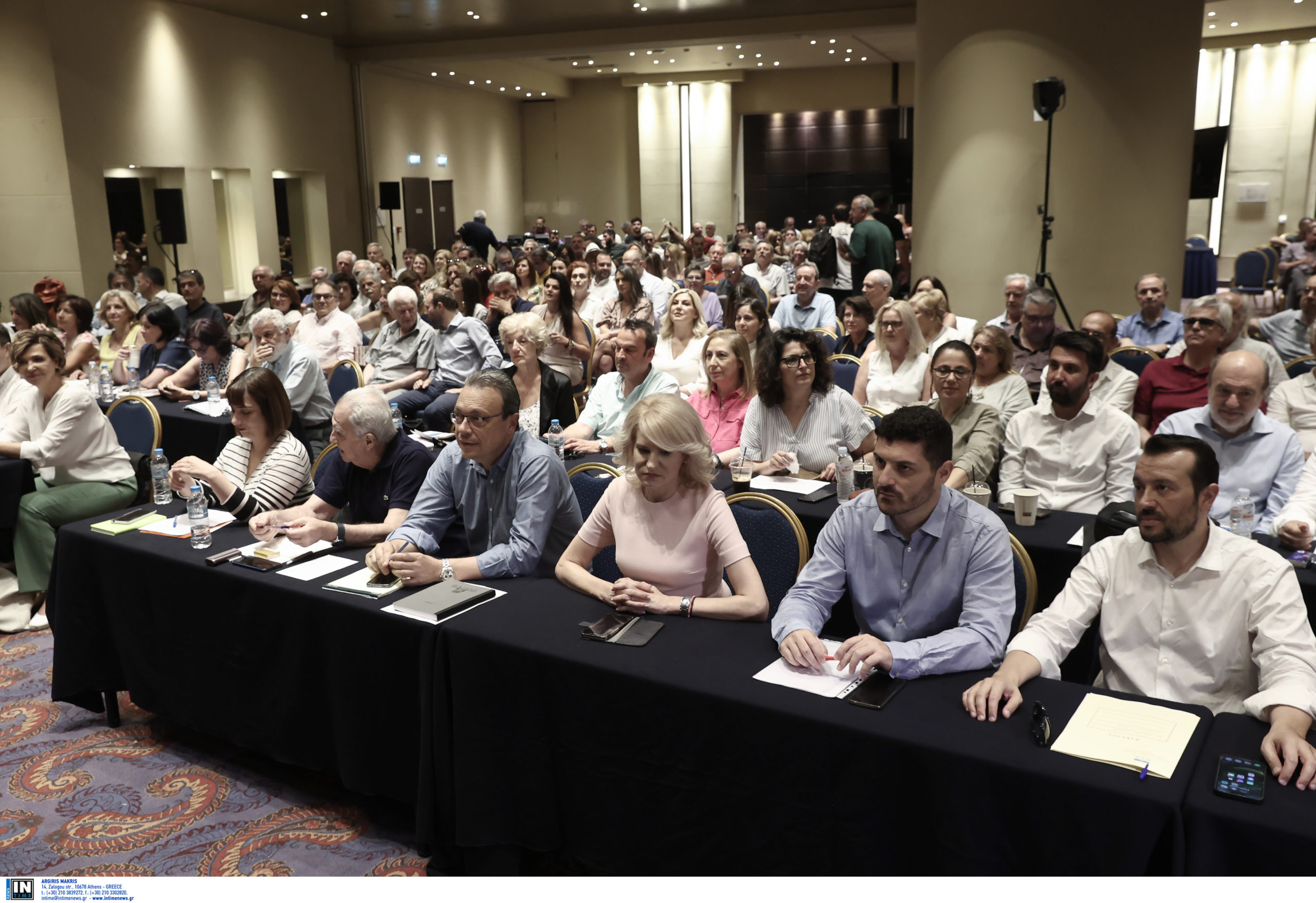 Κεντρική Επιτροπή ΣΥΡΙΖΑ: Το μεσημέρι η ψηφοφορία για τον οδικό χάρτη εκλογής νέου προέδρου