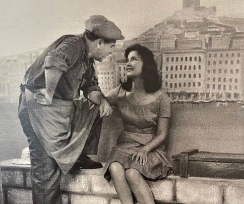 Τζένη Καρέζη