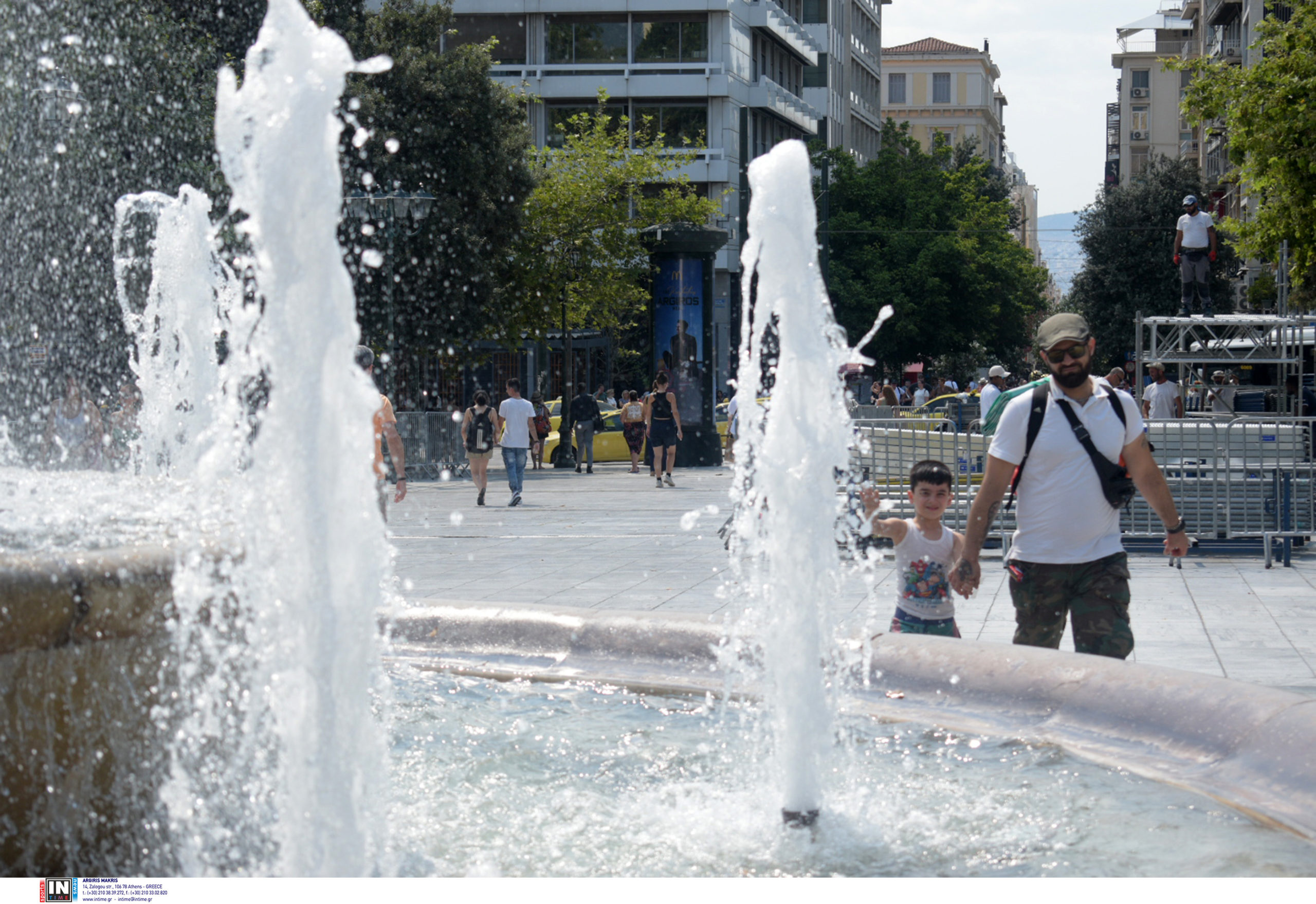 Καύσωνας «Κλέων»: «Καμίνι» η χώρα από την Τετάρτη – Τα μέτρα για τους εργαζόμενους και οι οδηγίες προφύλαξης