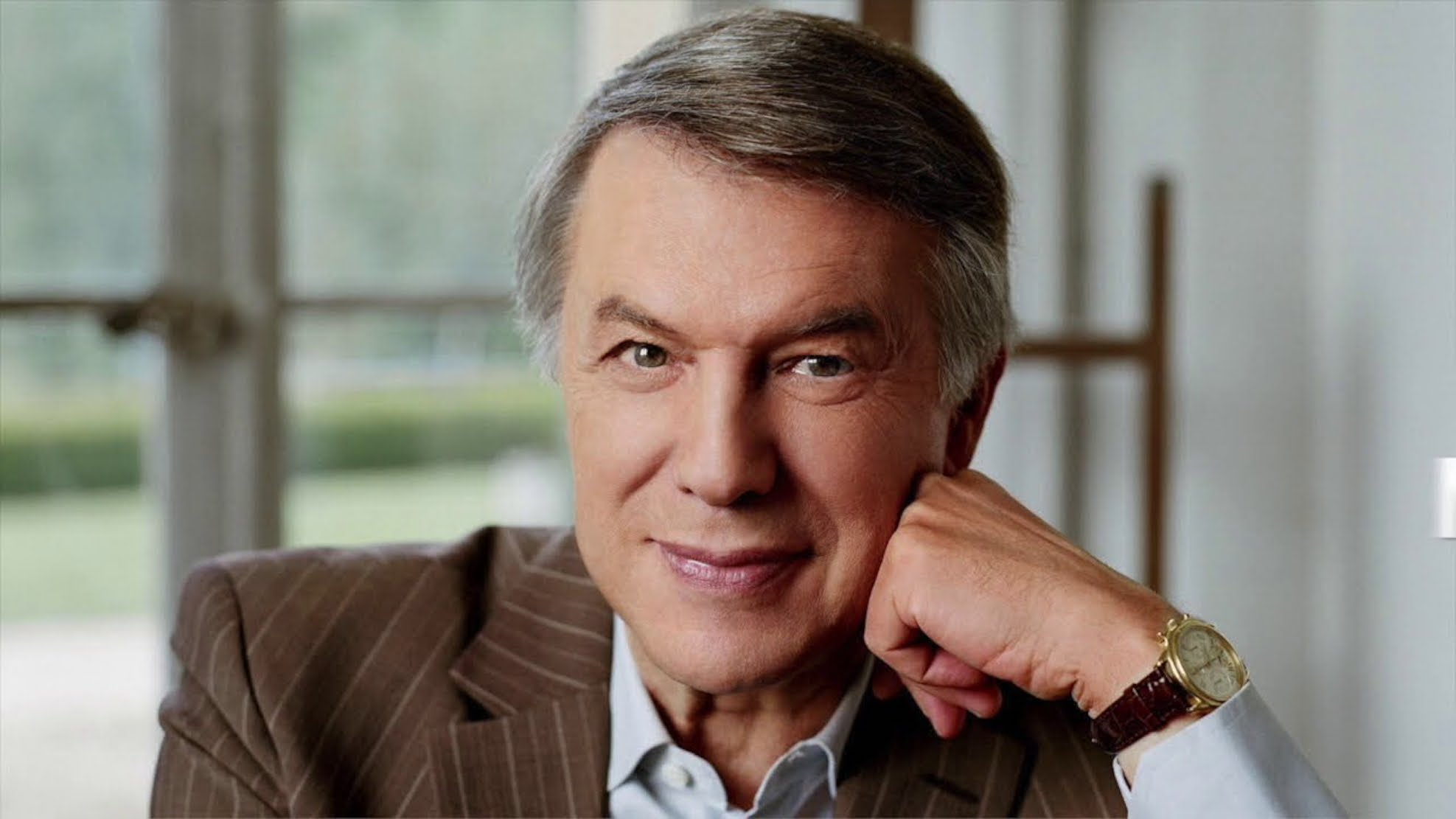 Κλασικά τραγούδια στα γαλλικά από τον Adamo