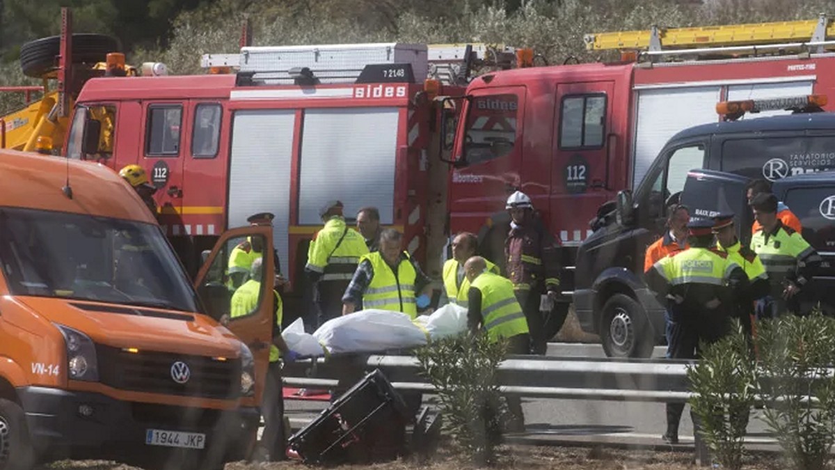 Ισπανία: Τουριστικό λεωφορείο βγήκε εκτός πορείας – Δέκα τραυματίες