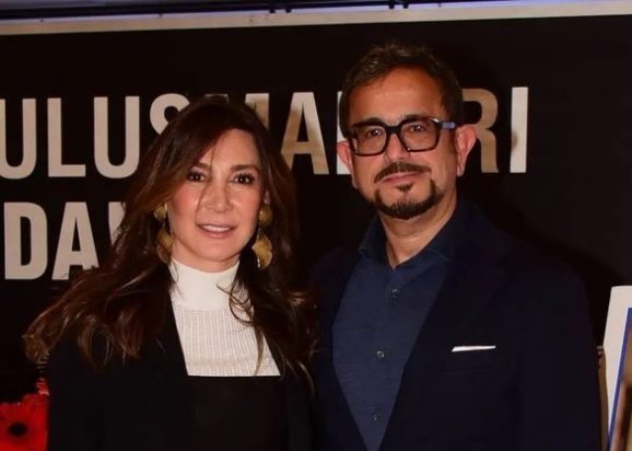 Αλί Σαμπανσί, και η σύζυγός του, Βουσλάτ Ντογάν Σαμπανσί