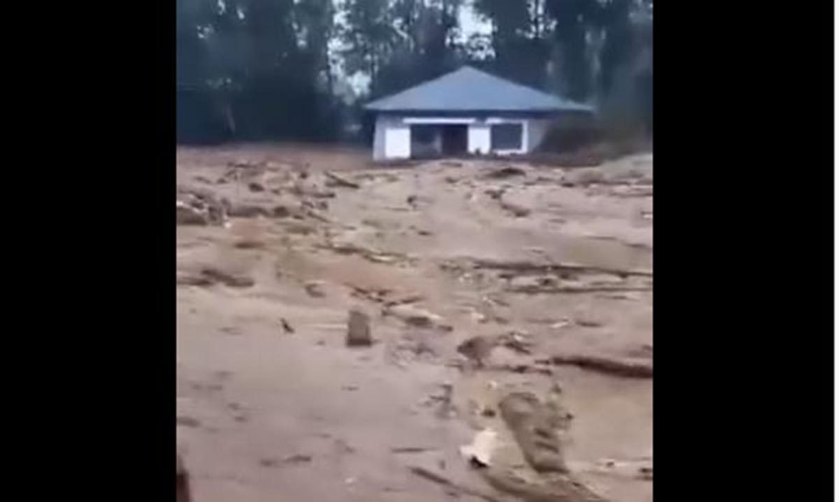 Σφοδρές βροχοπτώσεις στα Ιμαλάια