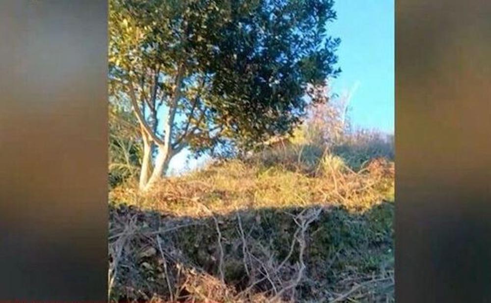 Ηλεία: «Έπεσε» το βουνό πάνω στο σπίτι του ύστερα από κατολίσθηση – «Μπαλάκι» οι ευθύνες για τα έργα