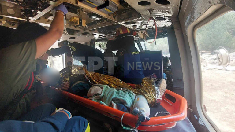 Σεισμός στα Χανιά: Στο χειρουργείο ο τουρίστας που ακρωτηριάστηκε – Με ελικόπτερο στο νοσοκομείο