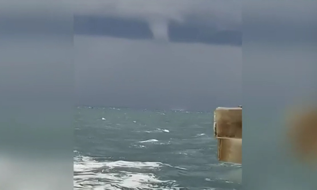 Χαλκιδική: Βίντεο από τον σαρωτικό ανεμοστρόβιλο – Στο νοσοκομείο ένας 19χρονος