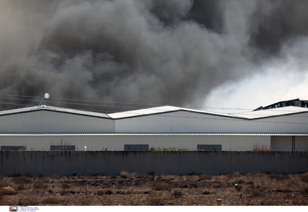 Φωτιά στον Ασπρόπυργο
