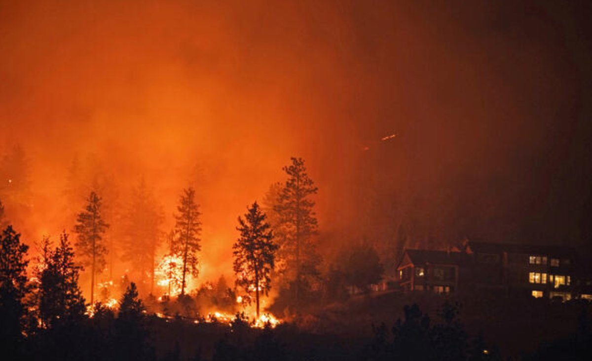 Φωτιές στον Καναδά: Εντολή σε 36.000 κατοίκους να είναι έτοιμοι να εγκαταλείψουν τα σπίτια τους
