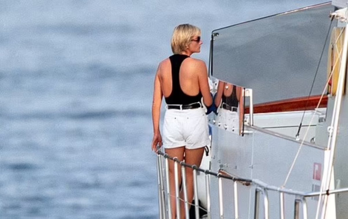 Πριγκίπισσα Νταϊάνα: Βυθίστηκε το πολυτελές γιοτ όπου πέρασε τις τελευταίες της διακοπές με τον Αλ Φαγιέντ