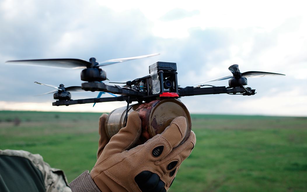 Πόλεμος στην Ουκρανία: «Είδες μαμά; Τελικά τα βιντεοπαιχνίδια ήταν χρήσιμα» λέει νεαρός στρατιώτης, χειριστής drone