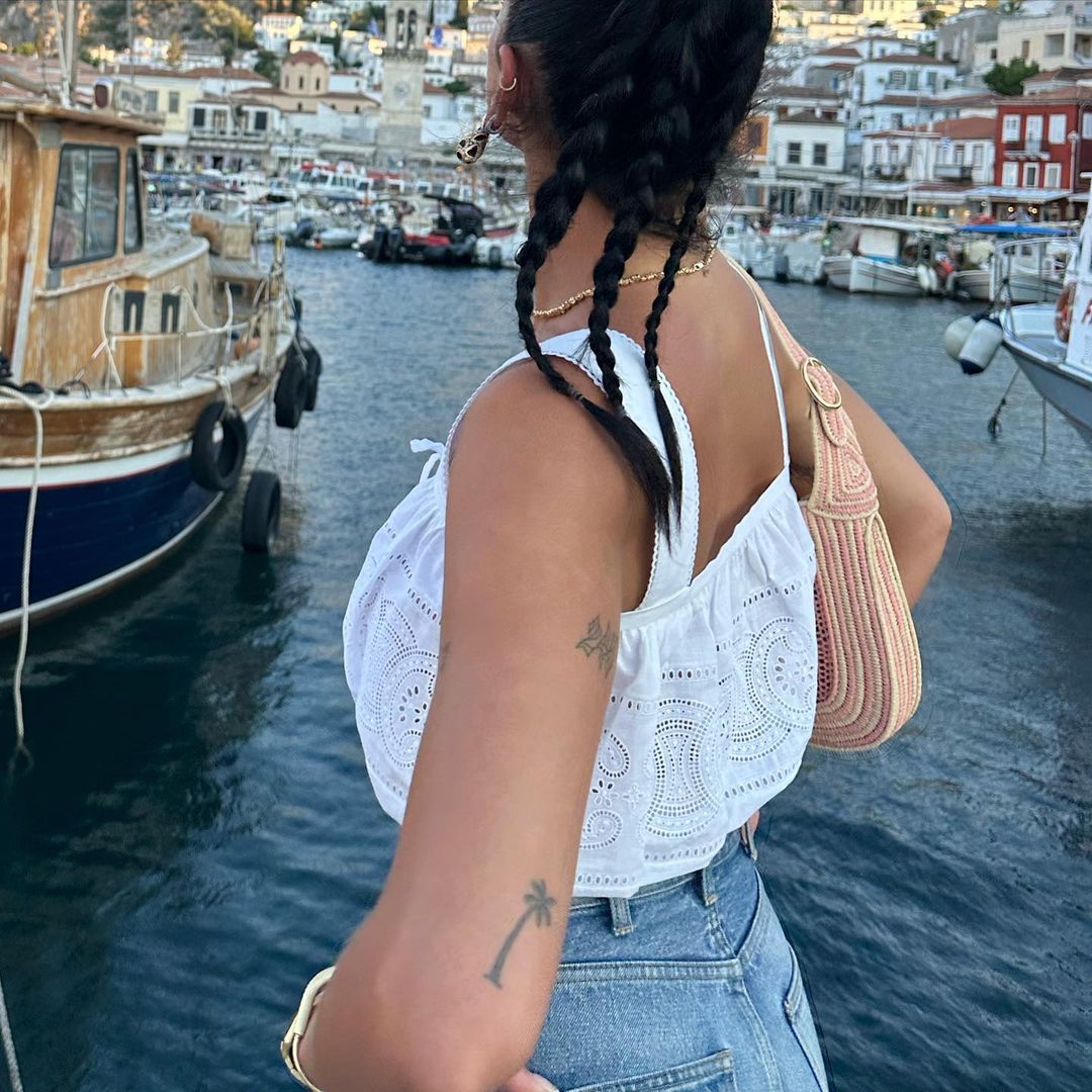 Dua Lipa Πελοπόννησος