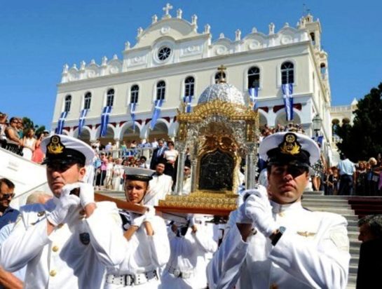 Εικόνα της Παναγίας στην Τήνο