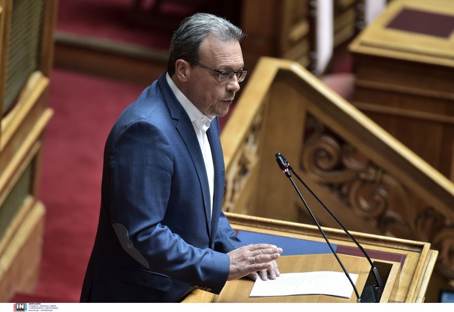 Φάμελλος: Η ανεπάρκεια της κυβέρνησης στην διαχείριση των πυρκαγιών γεννά θλίψη