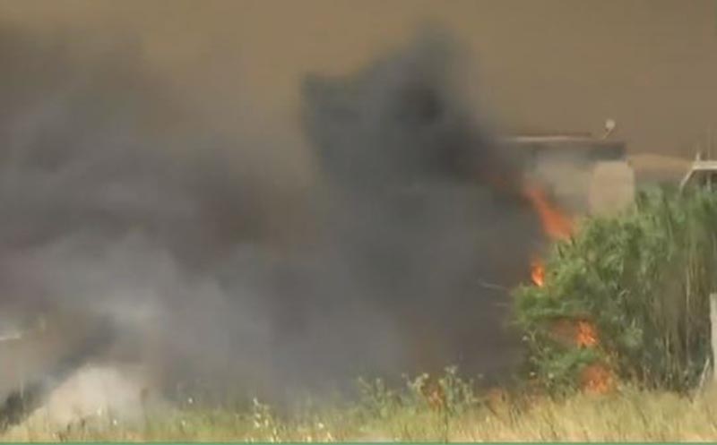 Μενίδι: Ελεύθεροι οι δύο προσαχθέντες ως ύποπτοι για εμπρησμό – Τι υποστήριξαν