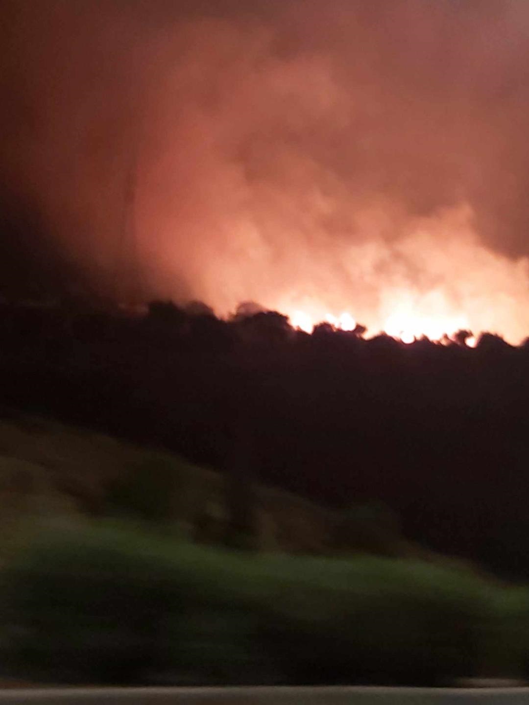 Φωτιά διόδια Ελευσίνας