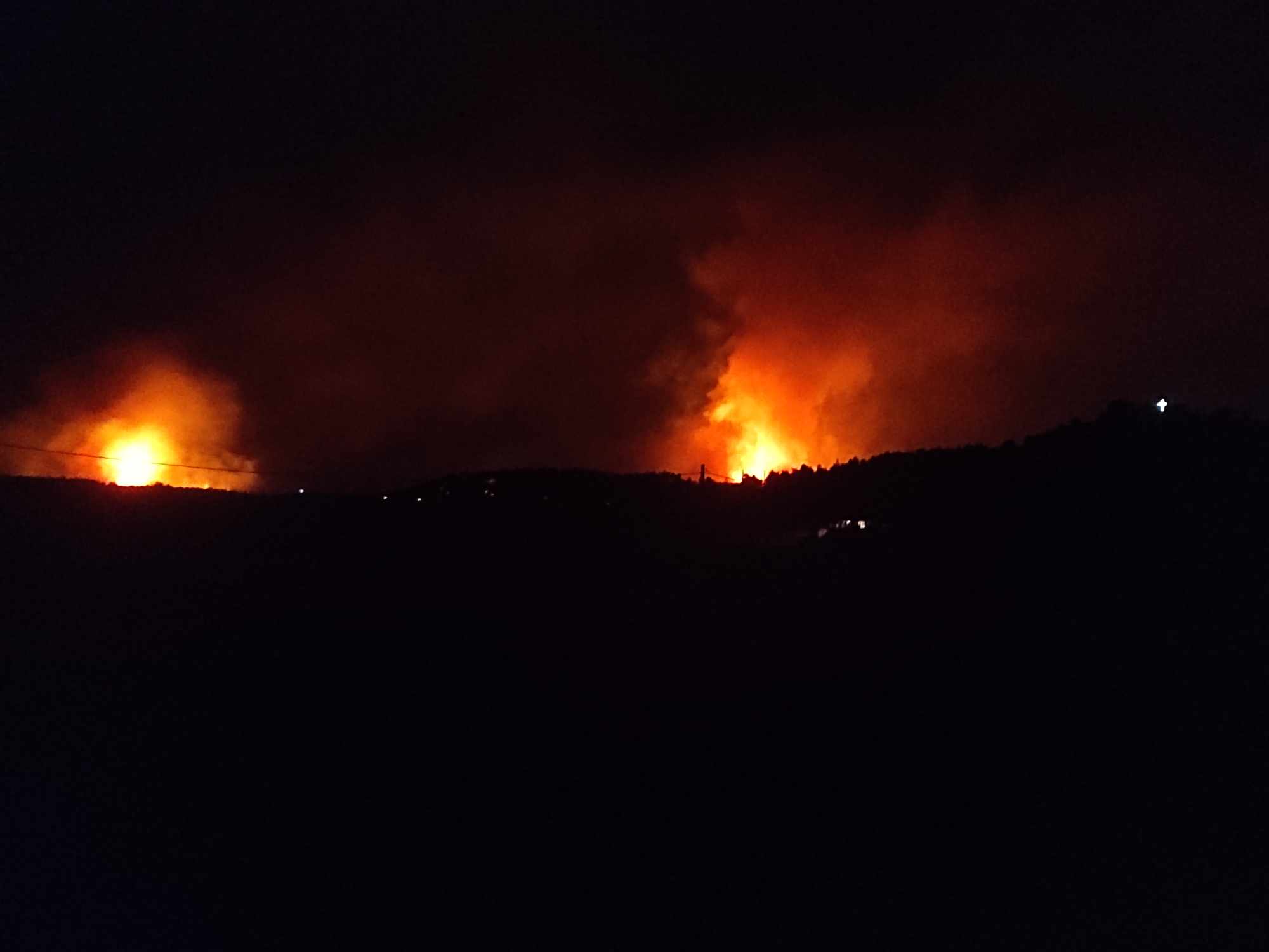 Φωτιά Ψαχνά