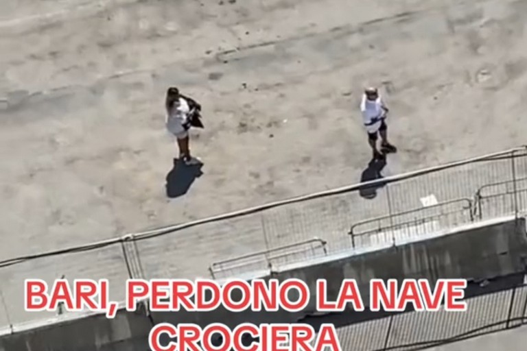 Ιταλία πλοίο