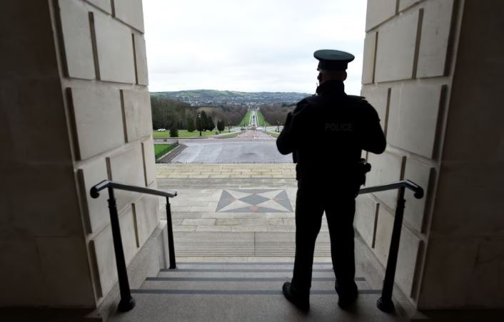 Βρετανία: Ανησυχία για τη διαρροή προσωπικών δεδομένων αστυνομικών στην Βόρεια Ιρλανδία