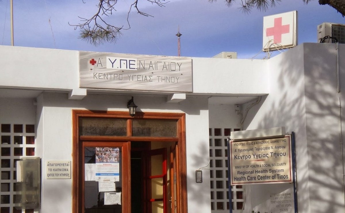 Θρηνεί η Τήνος για τον 3χρονο που πνίγηκε με σταφύλι – Αναμένονται τα αποτελέσματα και άλλων εξετάσεων