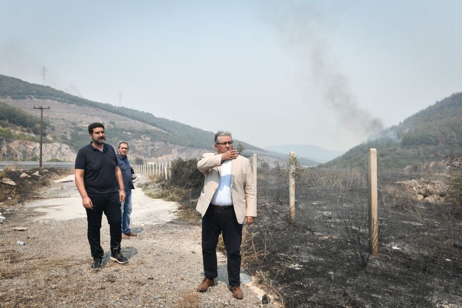 Κουτσούμπας: Τεράστιες οι ευθύνες της κυβέρνησης για τις φωτιές