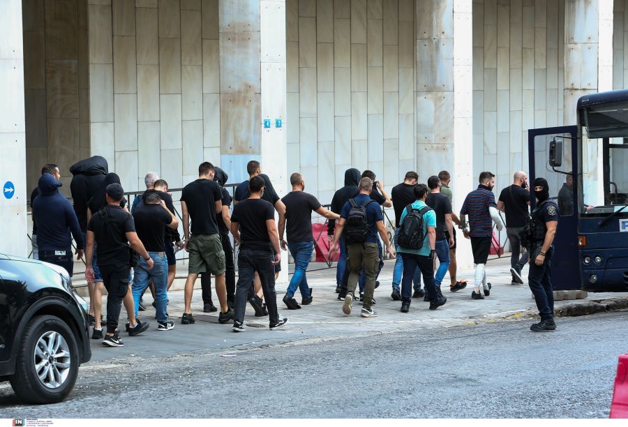 Νέα Φιλαδέλφεια: Κόλαφος τα εντάλματα προφυλάκισης για τους Κροάτες χούλιγκαν – Θεωρήθηκαν ύποπτοι φυγής