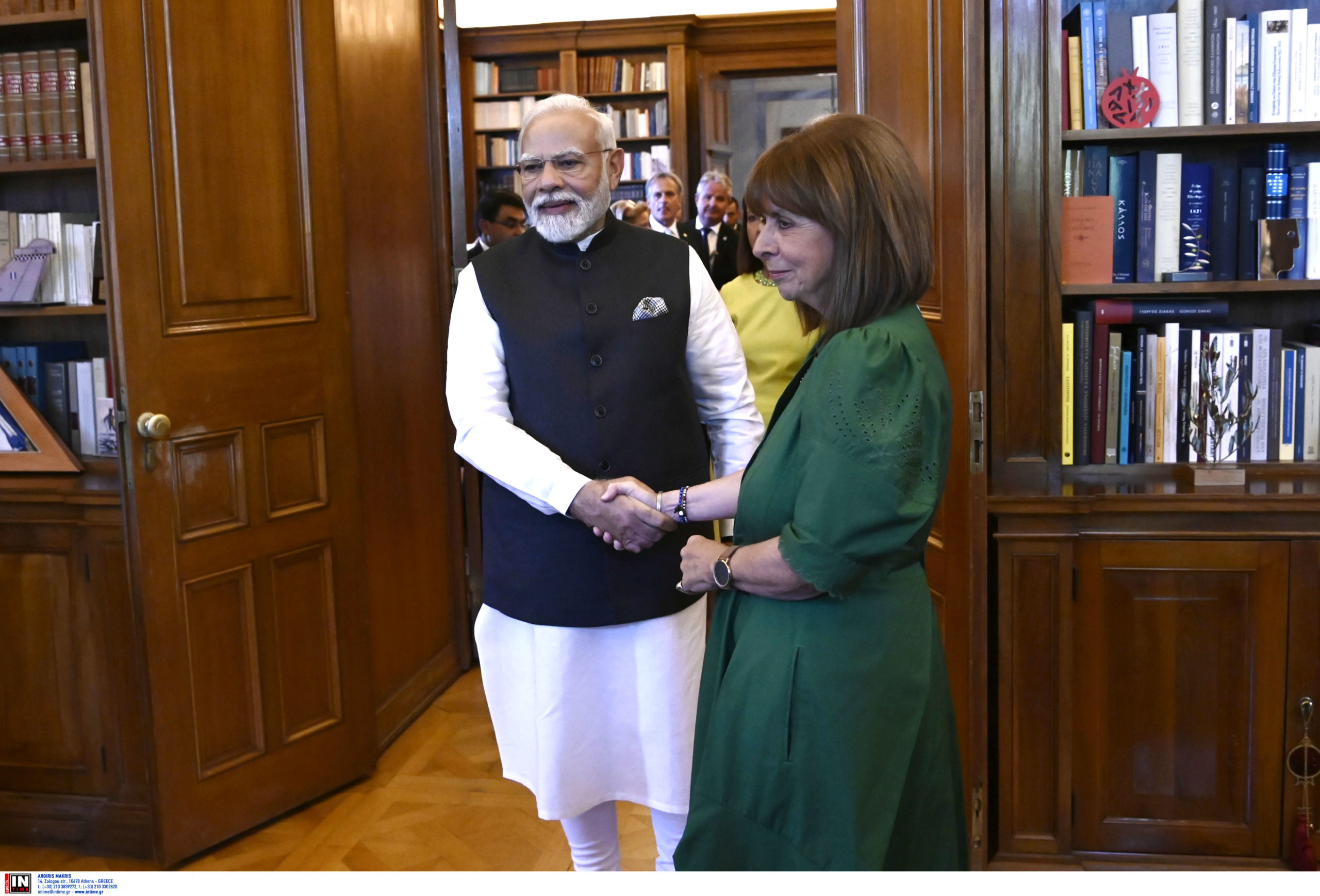 Ναρέντρα Μόντι Κατερίνα Σακελλαροπούλου