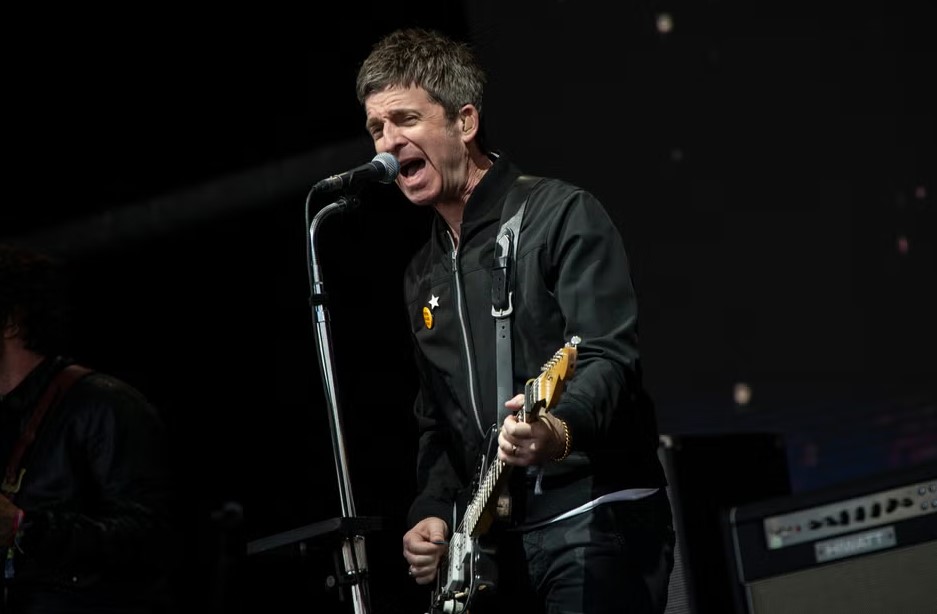 Νόελ Γκάλαχερ: Παραδέχτηκε ότι ξεχνάει στίχους σε live εμφανίσεις – Τι είπε για τον κίνδυνο απώλειας μνήμης