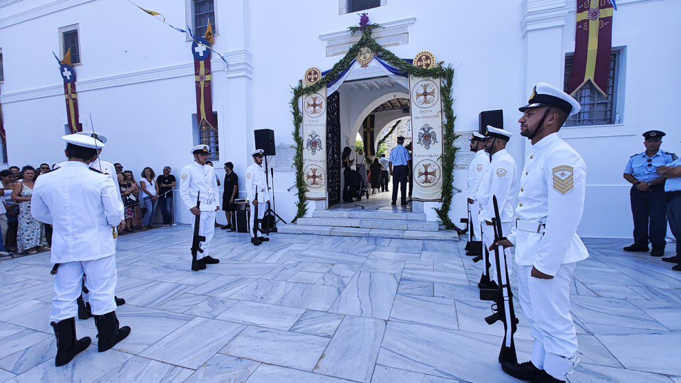 Δεκαπενταύγουστος Πάρος Παναγιά Εκατονταπυλιανή