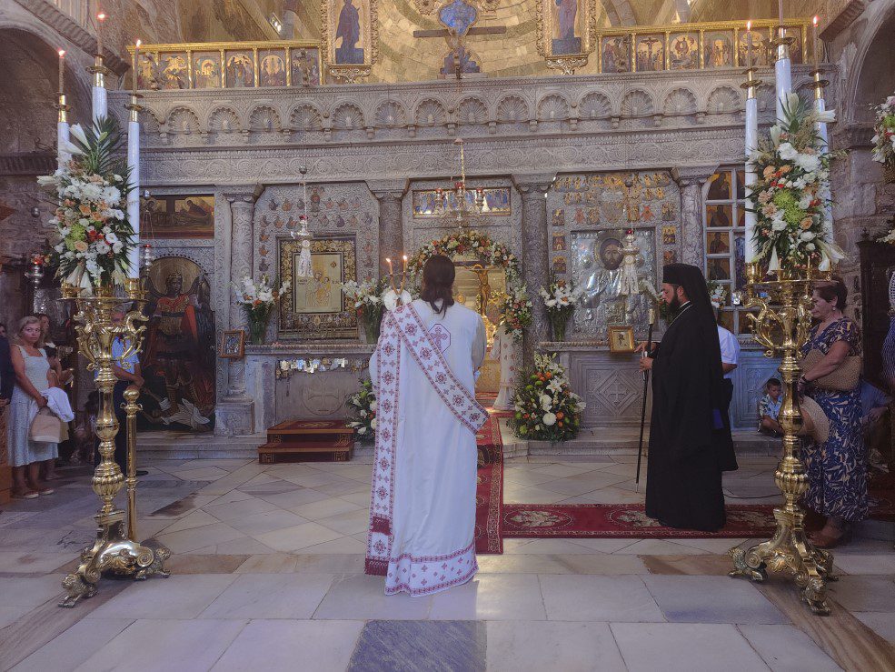 Δεκαπενταύγουστος Πάρος Παναγιά Εκατονταπυλιανή