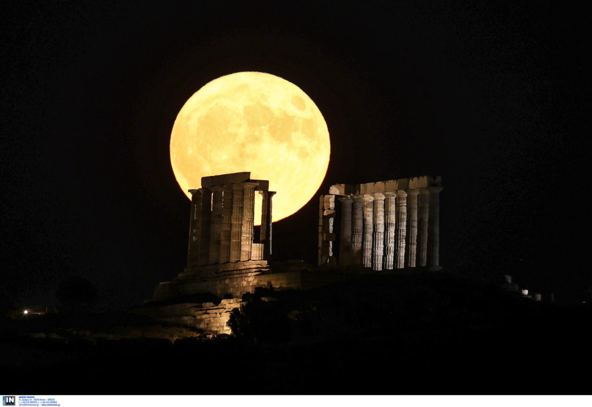 Έχει πανσέληνο απόψε κι είναι ωραία – Οι μαγευτικές εικόνες από «το φεγγάρι του Οξύρρυγχου»