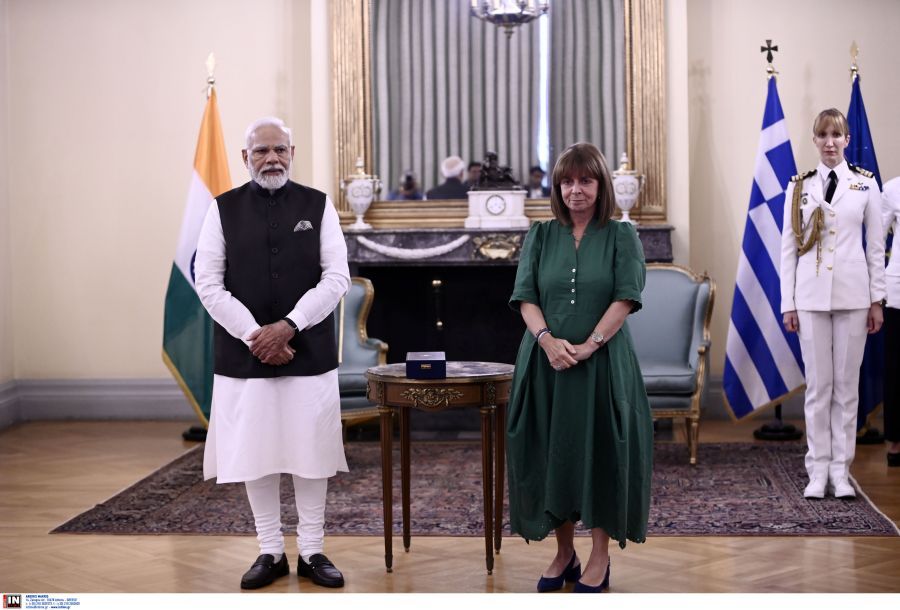 Σακελλαροπούλου – Μόντι: Η προσελήνωση ινδικού διαστημόπλοιου και οι φωτιές στην Ελλάδα