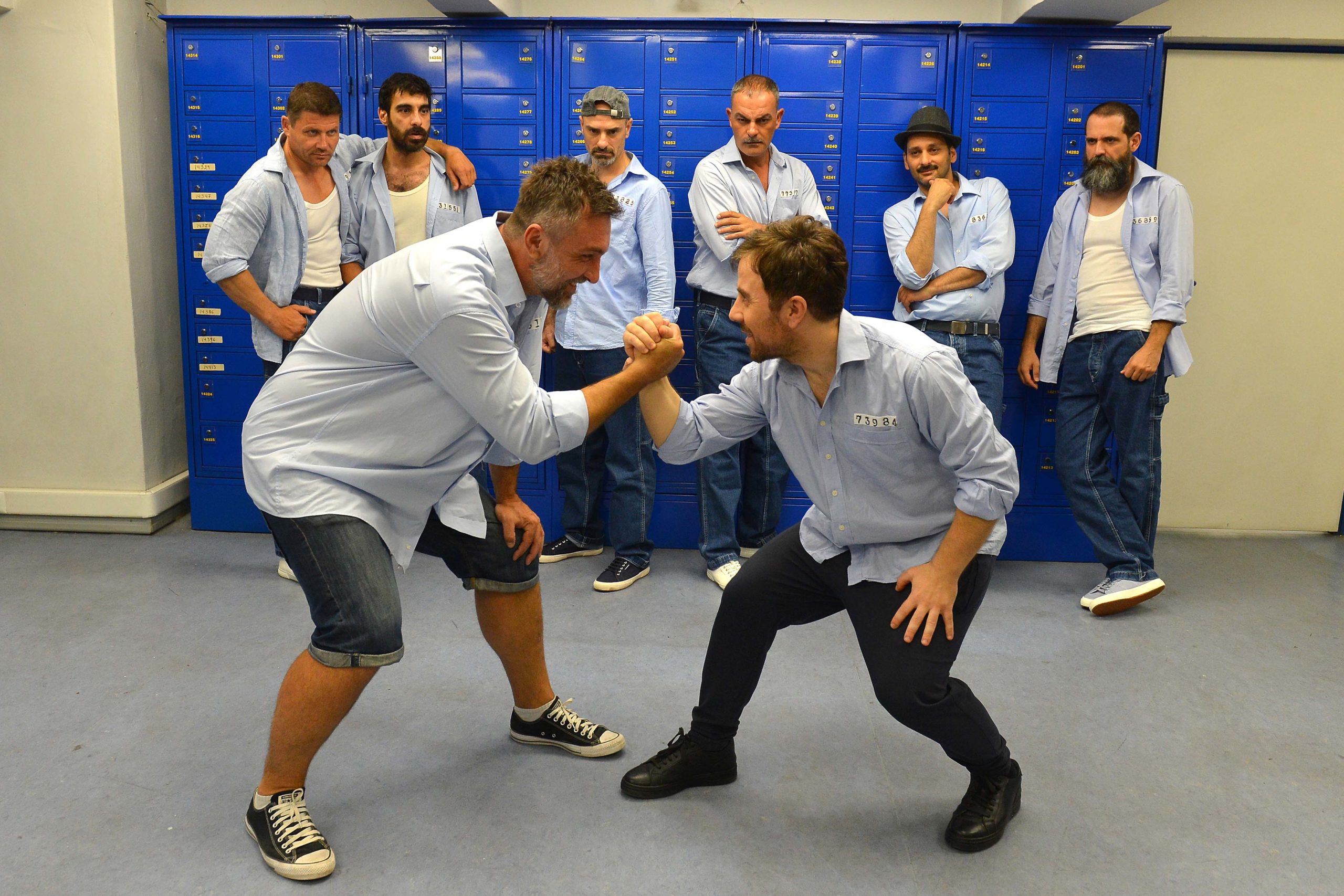 «Στα σύρματα», ΕΡΤ σειρά