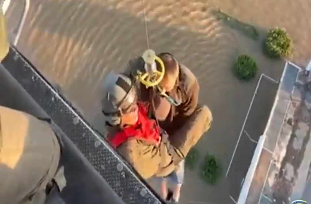 Κακοκαιρία Daniel – Καρδίτσα: Δραματικές διασώσεις με ελικόπτερα Super Puma – Νέα ΒΙΝΤΕΟ