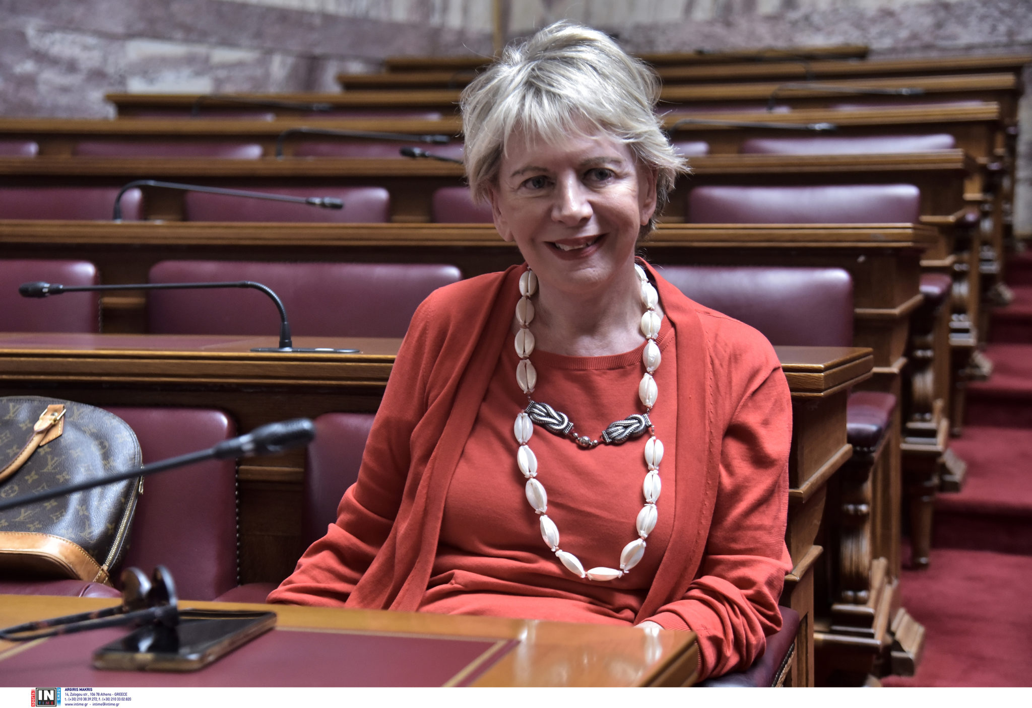 Έλενα Ακρίτα