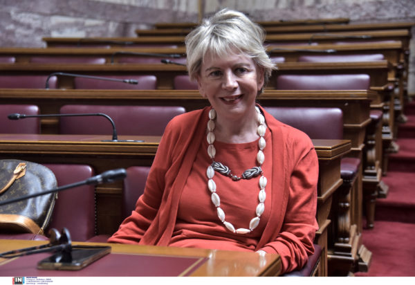 Έλενα Ακρίτα