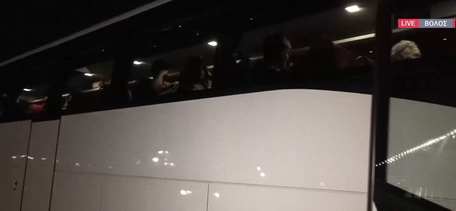 Κακοκαιρία Daniel: Στη Λάρισα μεταφέρονται 190 ντόπιοι και τουρίστες από το Πήλιο – ΒΙΝΤΕΟ